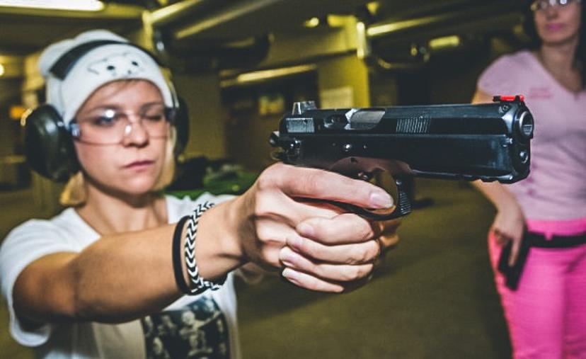 Laskmine käsirelvadest "Esimene pauk"