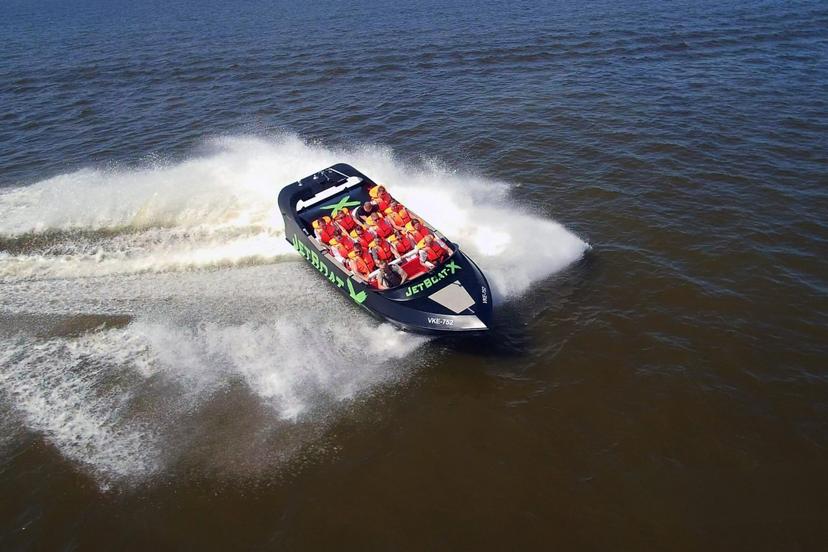 Adrenaliinirohke sõit jetboat'iga Pärnu lahel