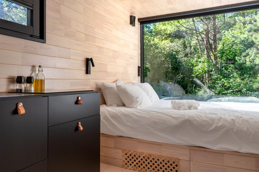 Wild Cabins – mereäärne elamusmajutus koos saunaga